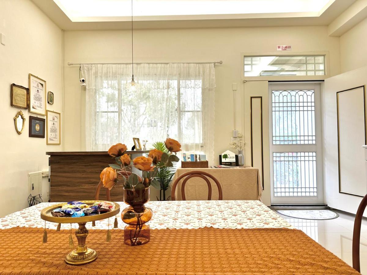 Bed and Breakfast 永安101 Wing On X 國旅補助-1000元 Taitung Экстерьер фото