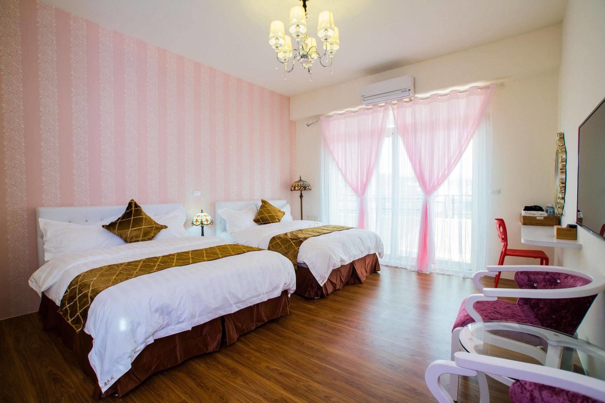 Bed and Breakfast 永安101 Wing On X 國旅補助-1000元 Taitung Экстерьер фото